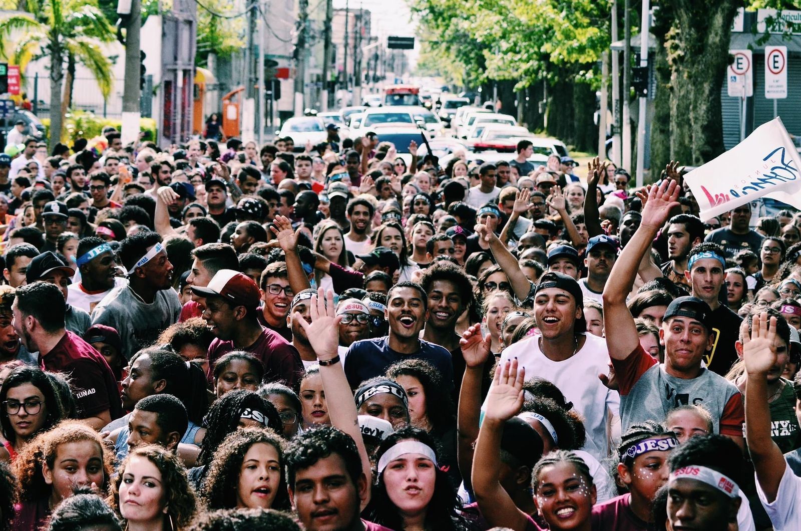 Marcha para Jesus acontece neste sábado (19)