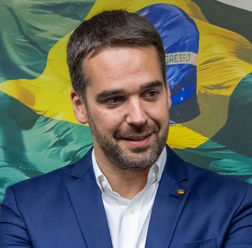 Eduardo Leite reassumirá o governo gaúcho na manhã do dia 1º de janeiro