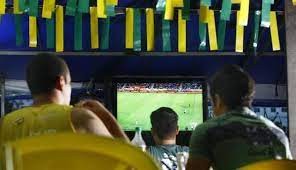 Confira quais serviços de Rio Grande terão alteração de horários nesta segunda-feira (28), dia de jogo do Brasil