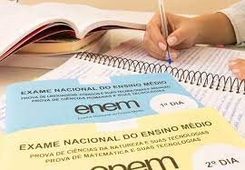 Mais de 2,4 milhões compareceram ao primeiro dia do Enem 2022