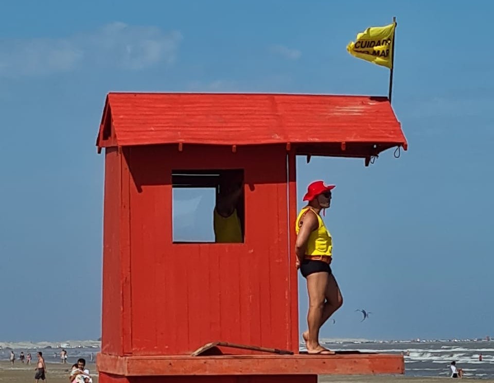 Número de guarda-vidas será menor do que em 2021 e o efetivo só estará completo a partir de janeiro 