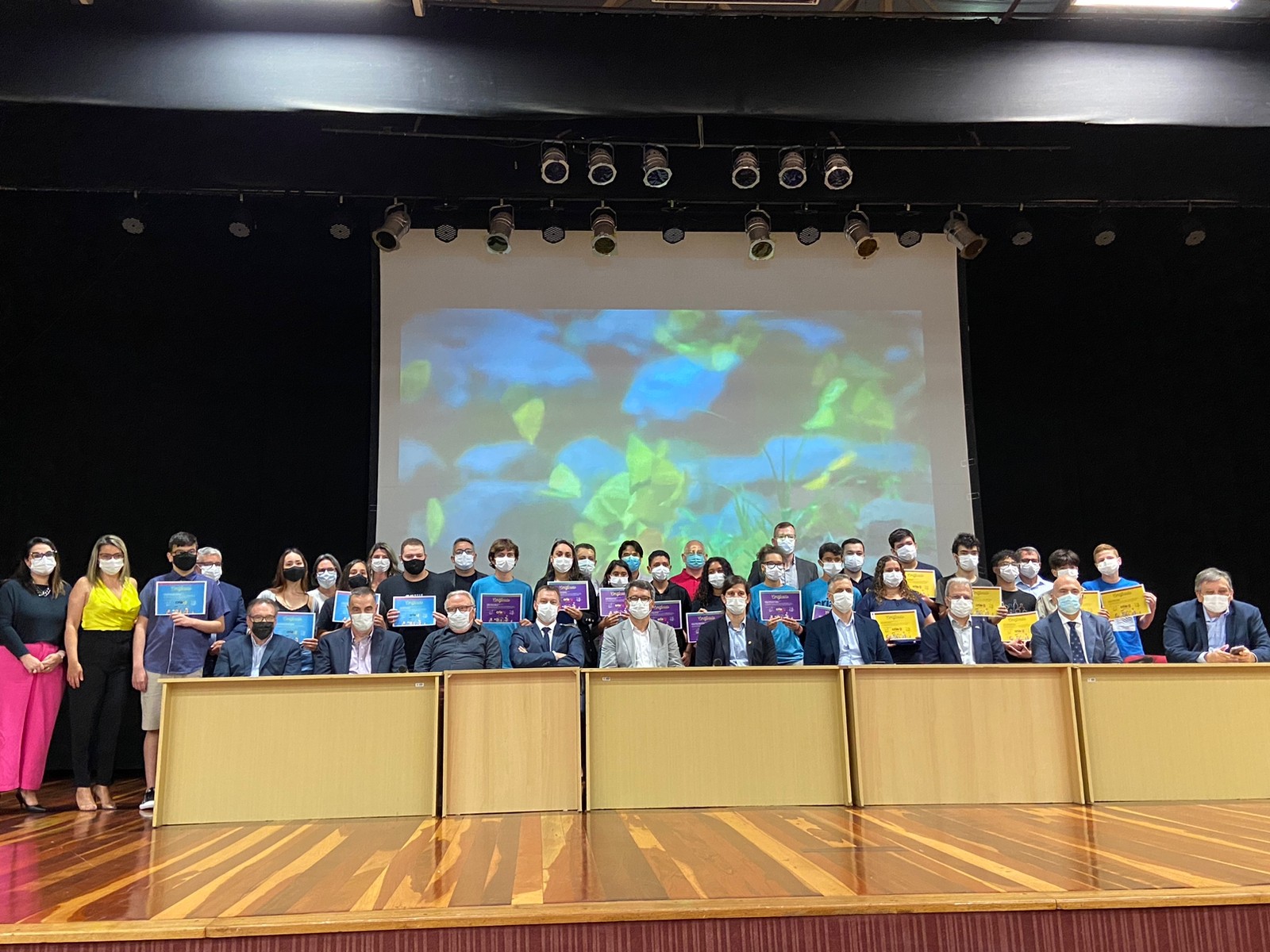 Lançamento do Grande Pacto pela Inovação reuniu centenas de pessoas na Furg nesta terça-feira (20)