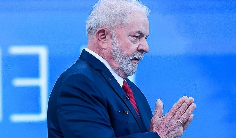 Lula terá quase 10 mil cargos comissionados para distribuir
