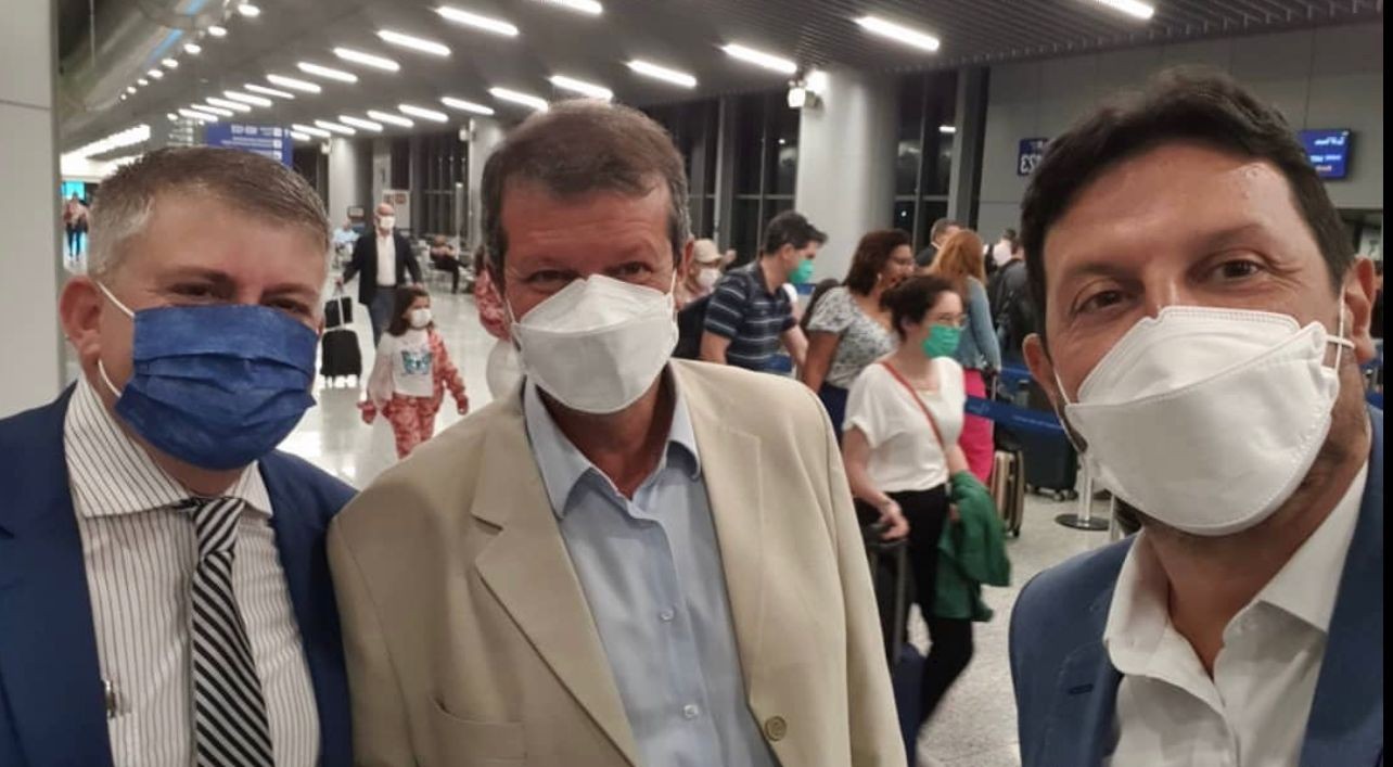 Alexandre Lindenmeyer e Halley Lino cumprem agenda em Brasília e discutem a retomada do Polo Naval