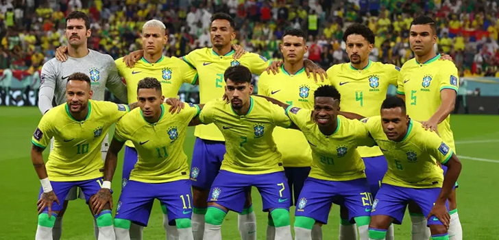 Tite mantém mistério na escalação para a partida diante da Croácia