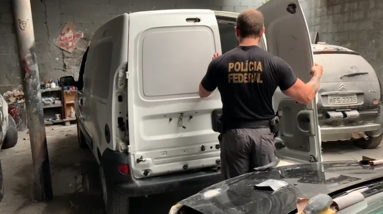 PF cumpre mandados em Rio Grande durante operação de combate ao tráfico internacional de drogas