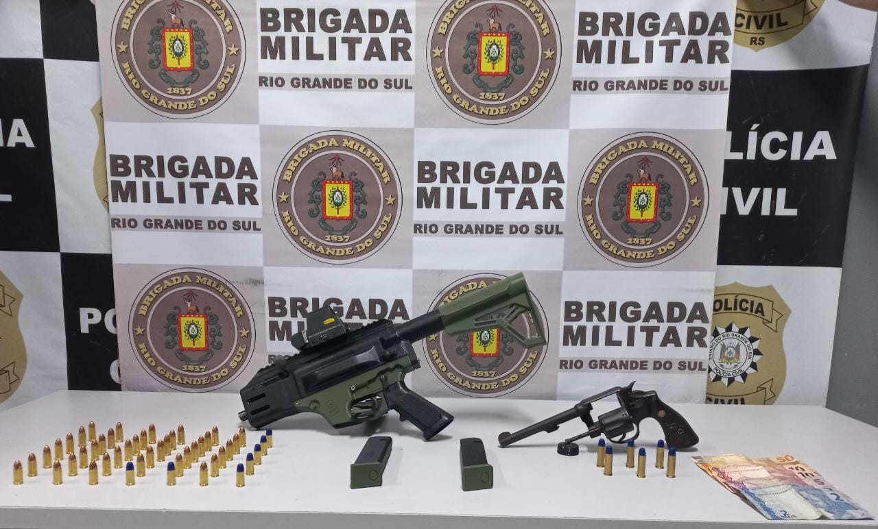 BM prende três homens e apreende sub-metralhadora em Rio Grande