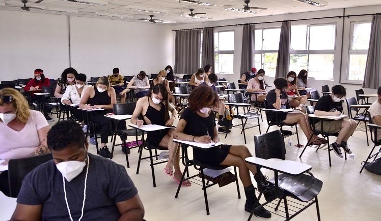 Furg aplica processo seletivo específico para estudantes transgêneros pela primeira vez