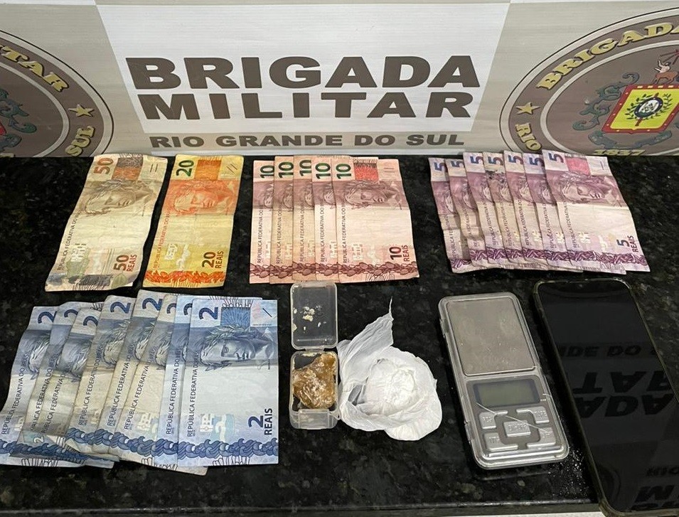 BM prende homem por tráfico de drogas durante ocorrência de agressão a mulher