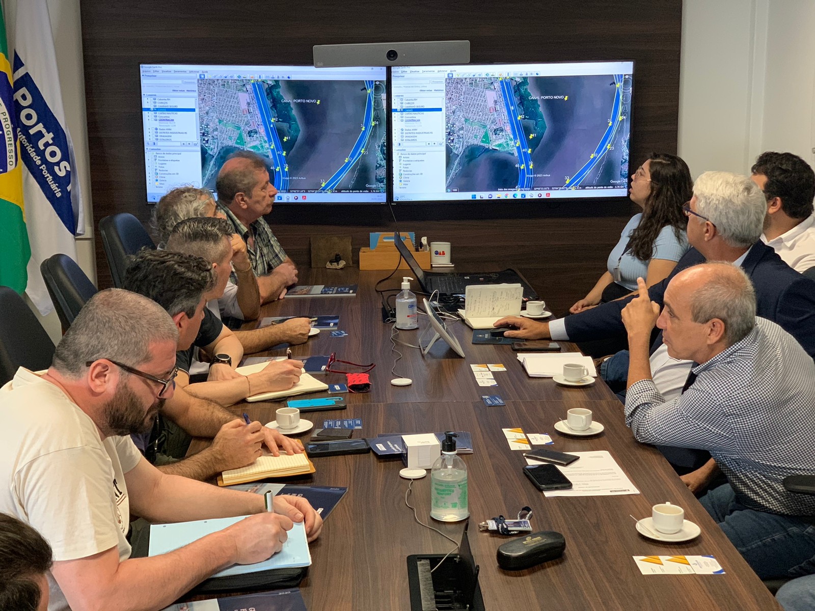 Ampliação do transporte de argila pelo Porto do Rio Grande é de interesse de empresários italianos