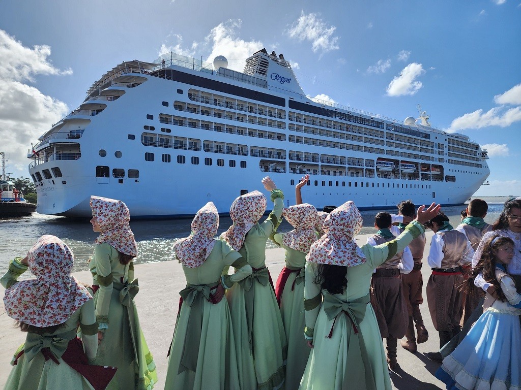 Segundo navio da temporada de cruzeiros deve atracar em Rio Grande nesta semana 