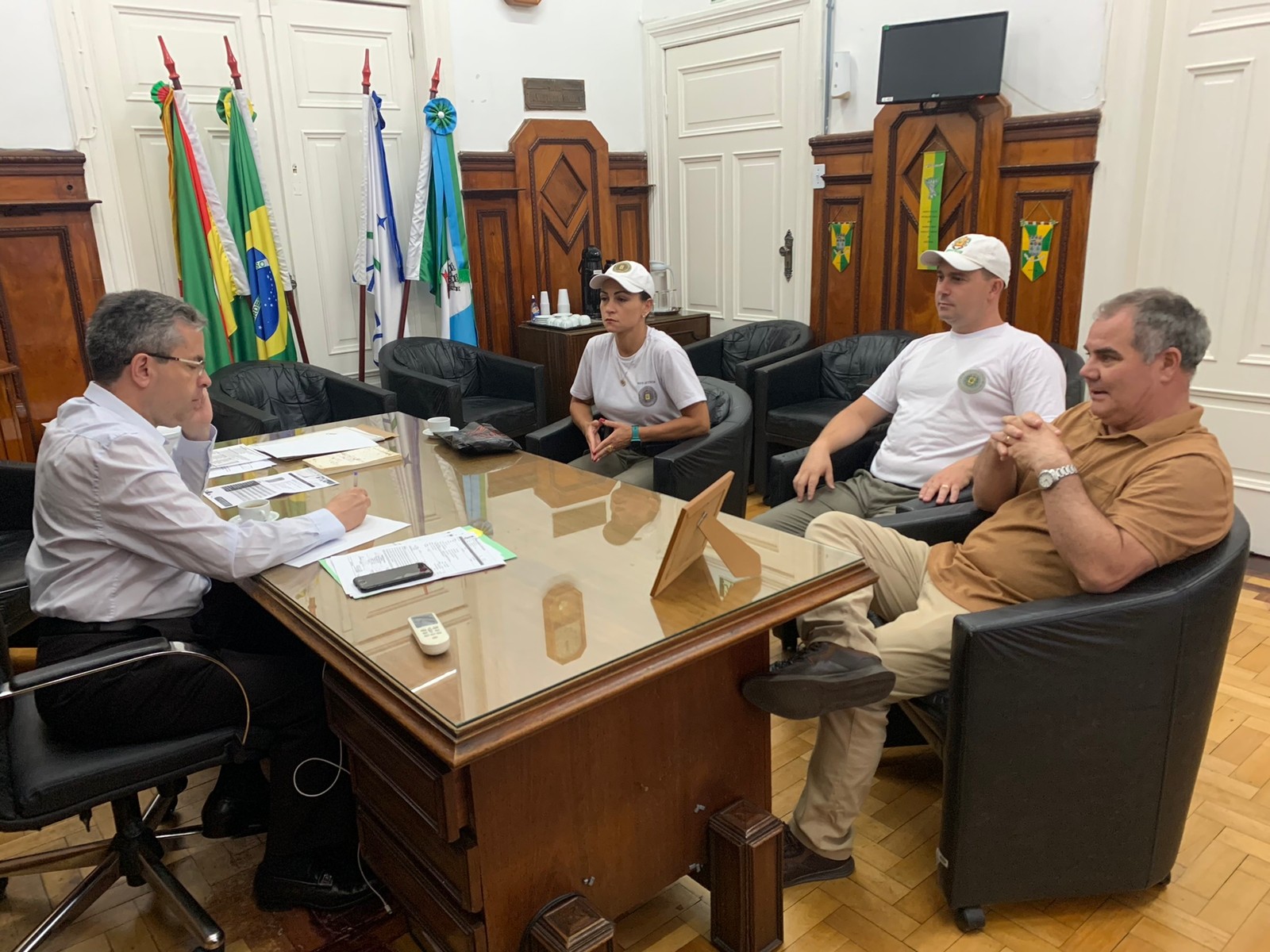 Policiais Militares do Proerd visitam Câmara de Vereadores para reforçar parceria para 2023