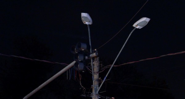 Cerca de 3 mil clientes estão sem energia elétrica em Rio Grande