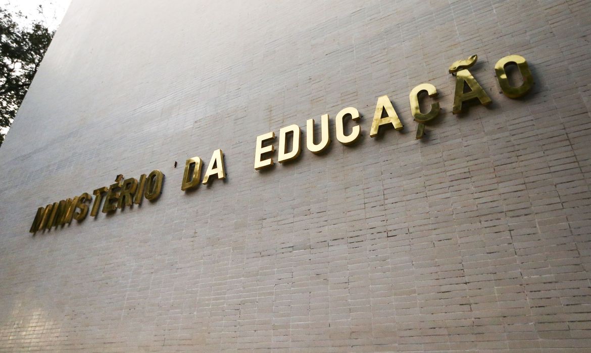 Ministério da Educação divulga novos prazos de inscrições para o Sisu, Prouni e Fies