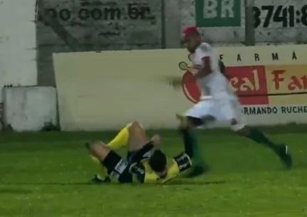 Júri popular do ex-jogador William Ribeiro, que agrediu árbitro, é marcado para terça-feira (7)	