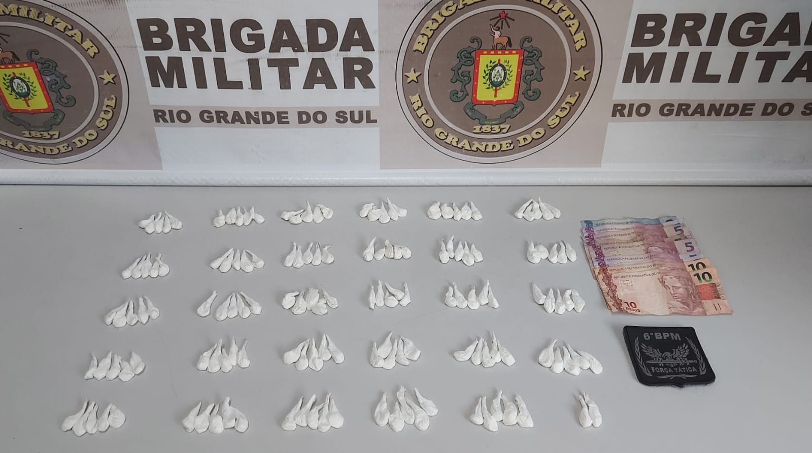 Menor de idade é apreendido com drogas no bairro São Miguel
