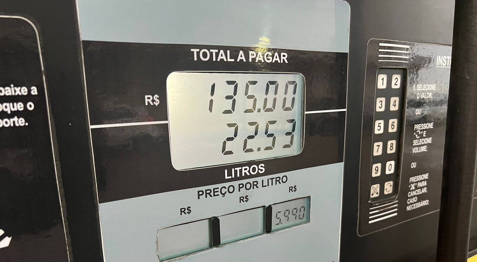 Procon afirma que duas distribuidoras e seis postos de combustíveis foram autuados 
