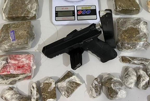 Operação da PC prende mulher de 20 anos por tráfico de drogas, em Rio Grande