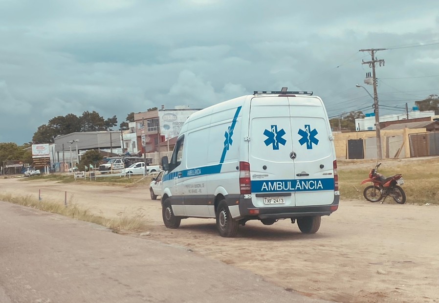Acidente: motociclista fica ferido após colisão com carro na ERS-734