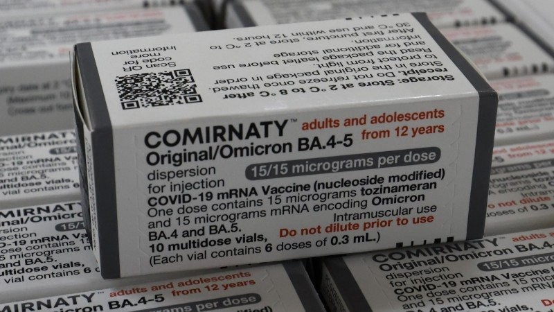 RS recebe nova remessa com quase 100 mil doses da vacina bivalente contra a Covid-19