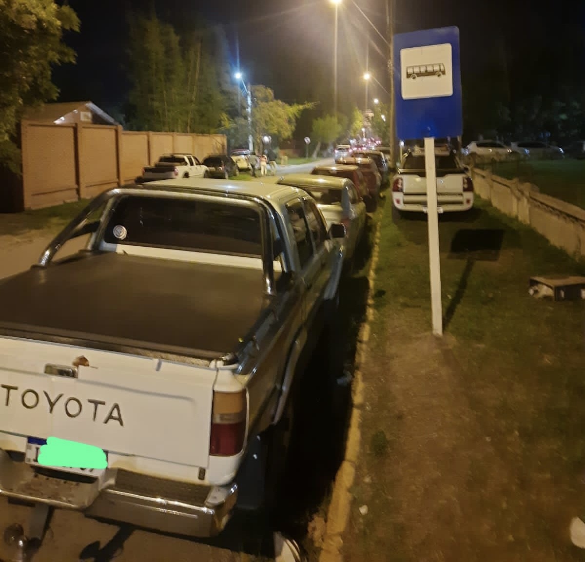 Ao menos 24 carros foram removidos no sábado (18) por estacionamento irregular no Balneário Cassino