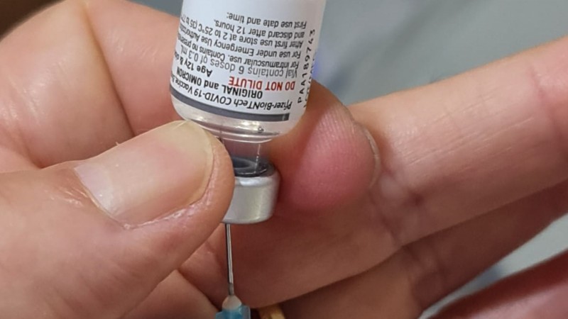 Vacinação: Segundo reforço da vacina contra a Covid-19 reduz ainda mais risco de morte pela doença