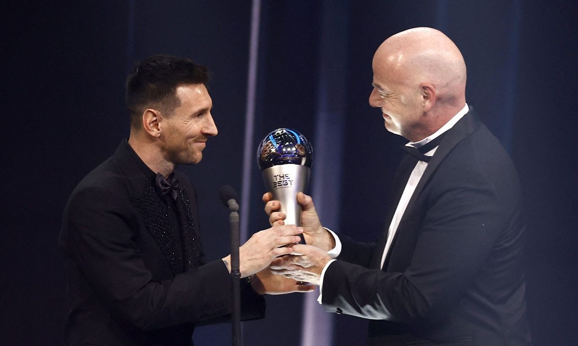 Messi é eleito o melhor jogador do mundo em 2022