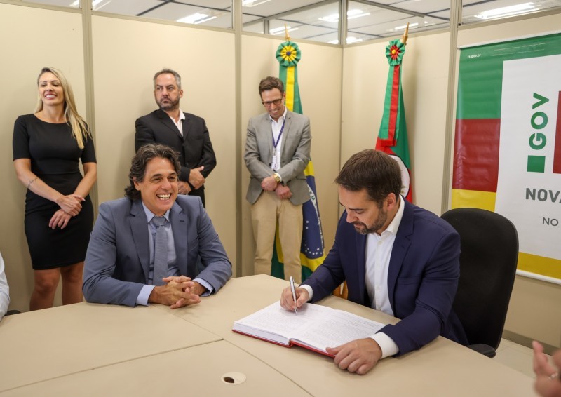 Danrlei de Deus é empossado como secretário do Esporte e Lazer do RS