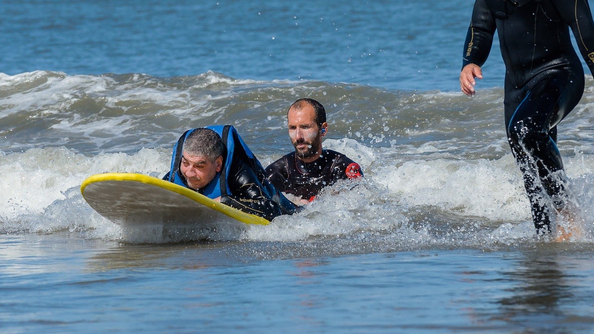 Praia do Cassino recebe projeto de surf inclusivo nesta quarta-feira (08)
