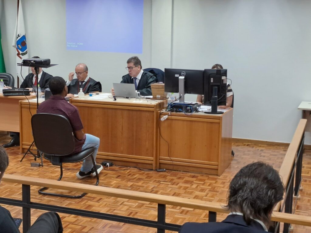 Ex-jogador William Ribeiro é condenado a dois anos e oito meses por tentativa de homicídio 