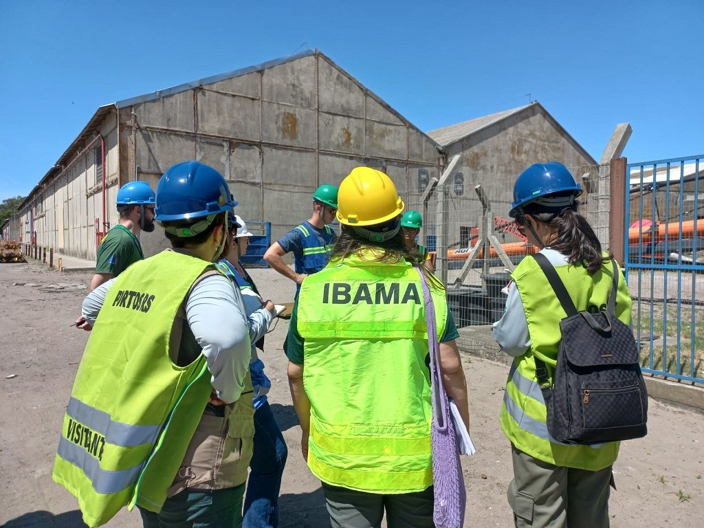 Analistas do Ibama realizam vistorias de três dias no Porto do Rio Grande