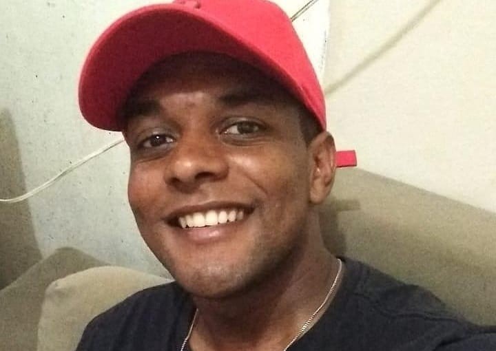 Jovem que morreu afogado na Capilha estava em um bote inflável