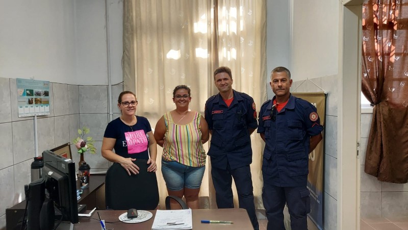 Representantes do Corpo de Bombeiros de São José do Norte visitam a Sala do Empreendedor