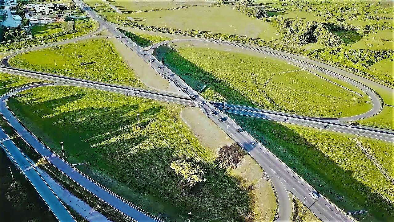 Nova iluminação do trevo da cidade será inaugurada neste sábado (25)