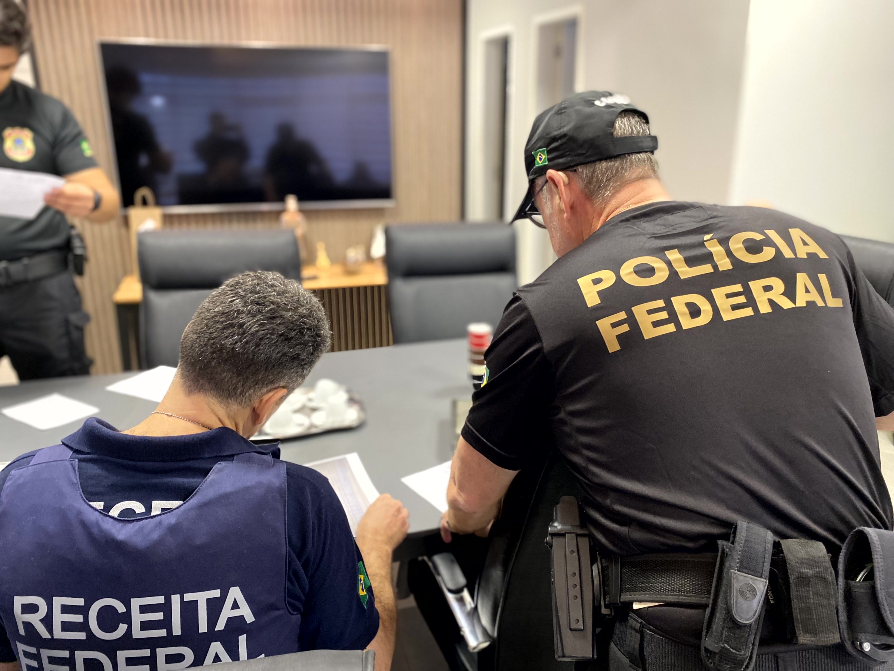 PF investigará possível envolvimento de outras empresas em esquema de tráfico internacional de drogas 