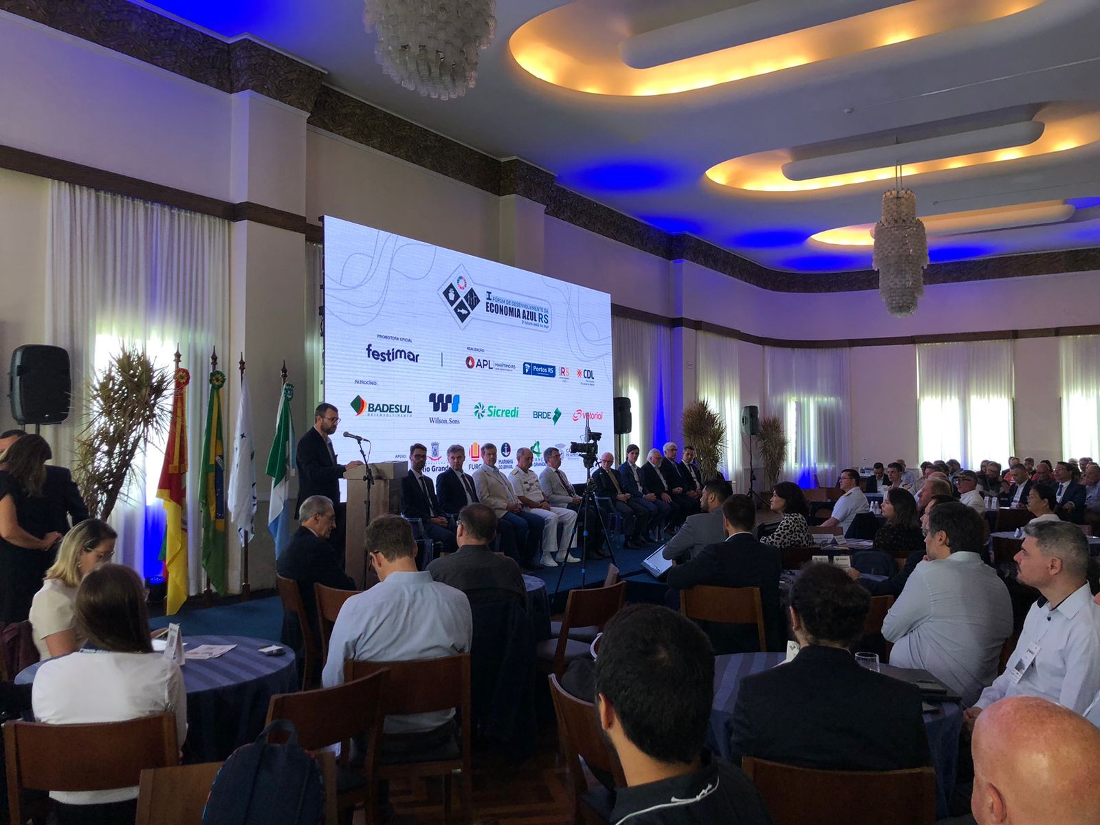 Manhã é marcada pela abertura do 1º Fórum de Desenvolvimento da Economia Azul em Rio Grande