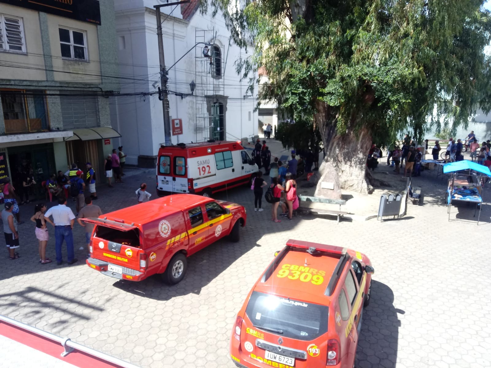Milagre: jovem de 22 sobrevive a choque elétrico na Catedral de São Pedro 