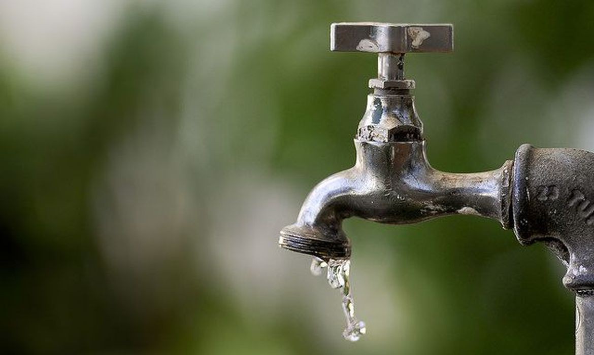 Vila da Quinta ficará sem água no final desta tarde