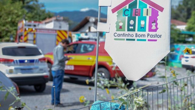Professores trancaram bebês em um quarto para evitar mais mortes em creche de Blumenau, em SC