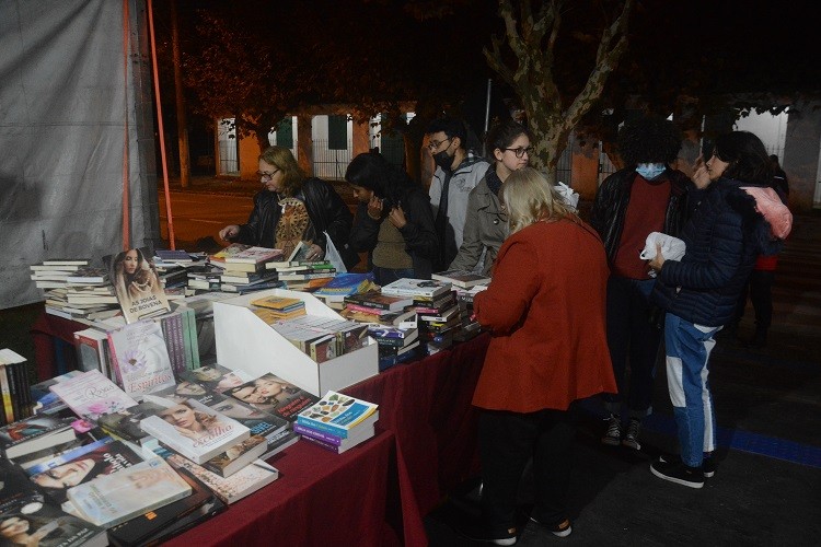 49ª Feira do Livro inicia nesta quarta-feira (17), no Balneário Cassino