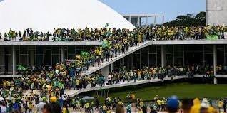 STF denuncia mais 250 por atos de 8 de janeiro, em Brasília 