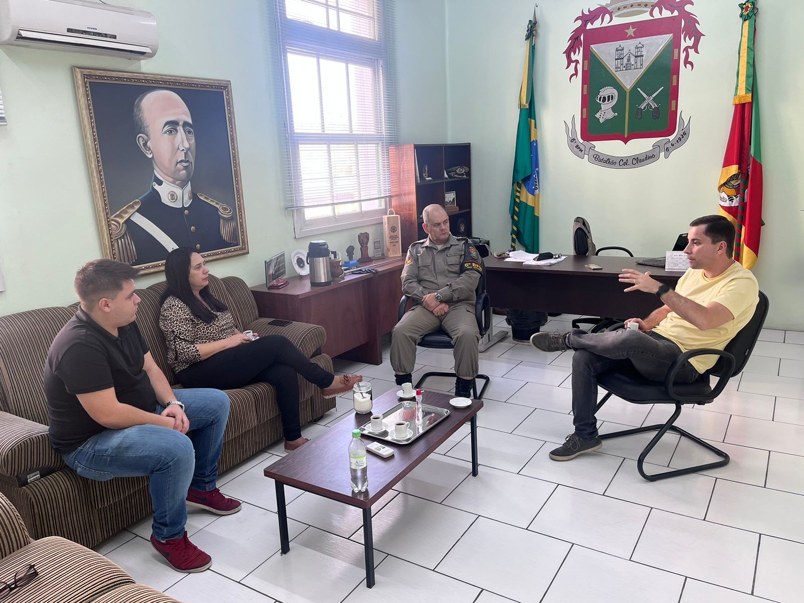 Vereadora e produtor de festas visitam Brigada Militar solicitando mais segurança no entorno de casas noturnas 