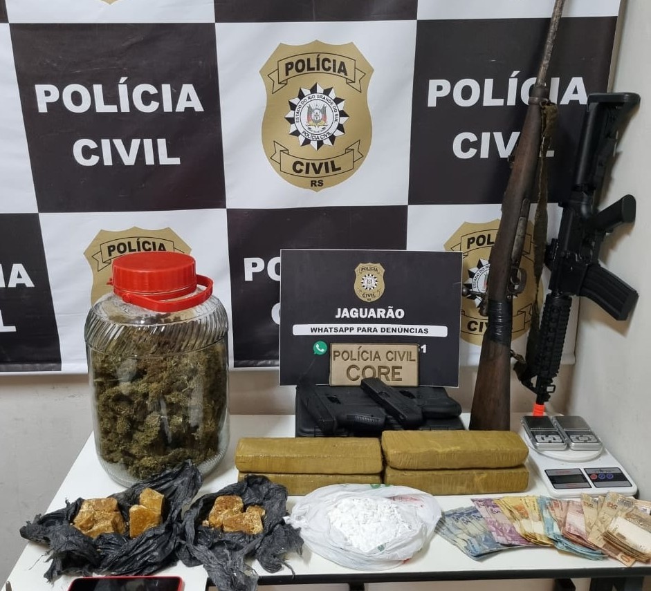 Jovem é apreendido pela Polícia Civil com armas e drogas em Jaguarão