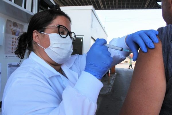 Sábado (27) pela manhã será de vacinação em Rio Grande