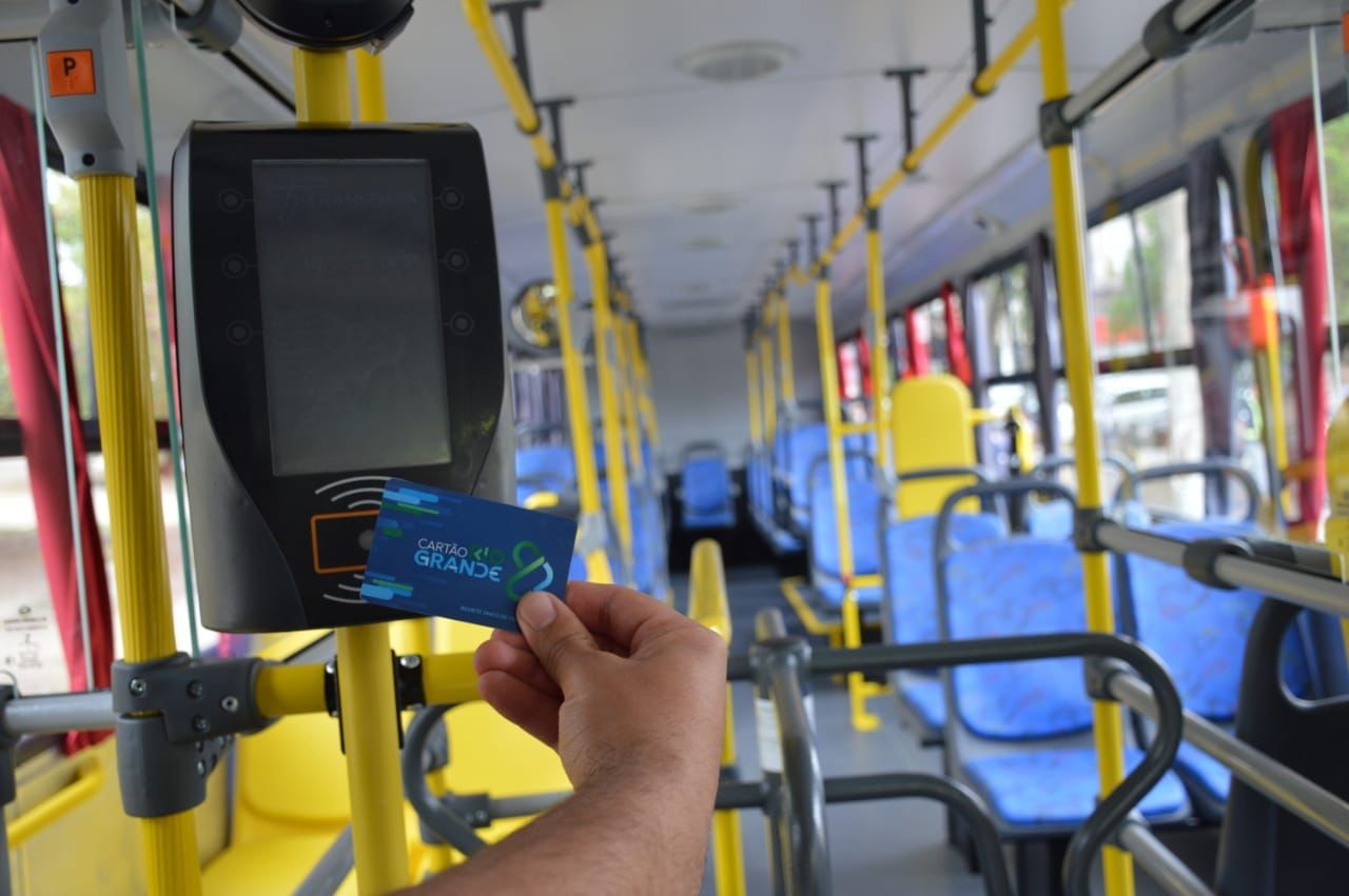 Uso indevido de benefícios em cartões do transporte público resulta no bloqueio de quase 500 cartões