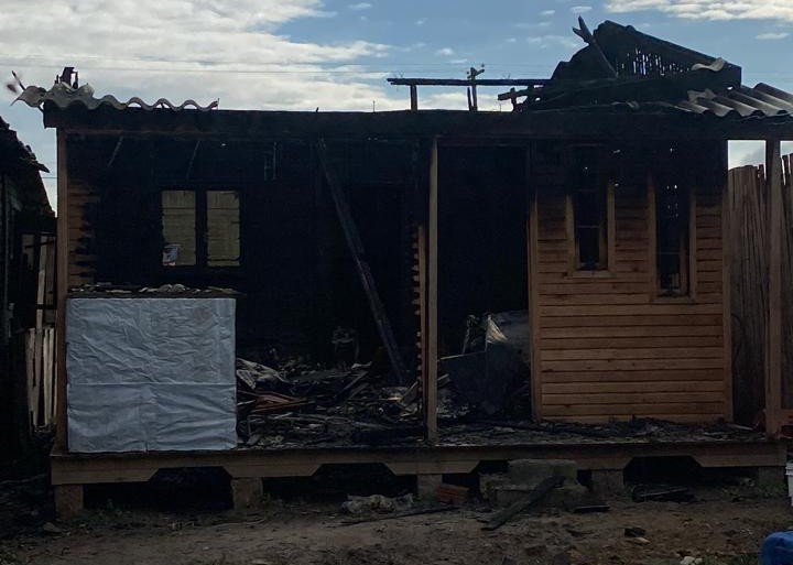 Família que perdeu tudo em incêndio ainda precisa de apoio da comunidade do Rio Grande