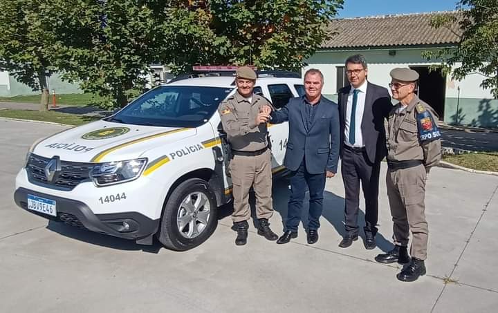 6º Batalhão de Polícia Militar recebe nova viatura do Governo do RS