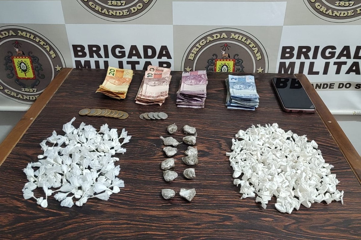 6º BPM prende homem com crack e cocaína em São José do Norte