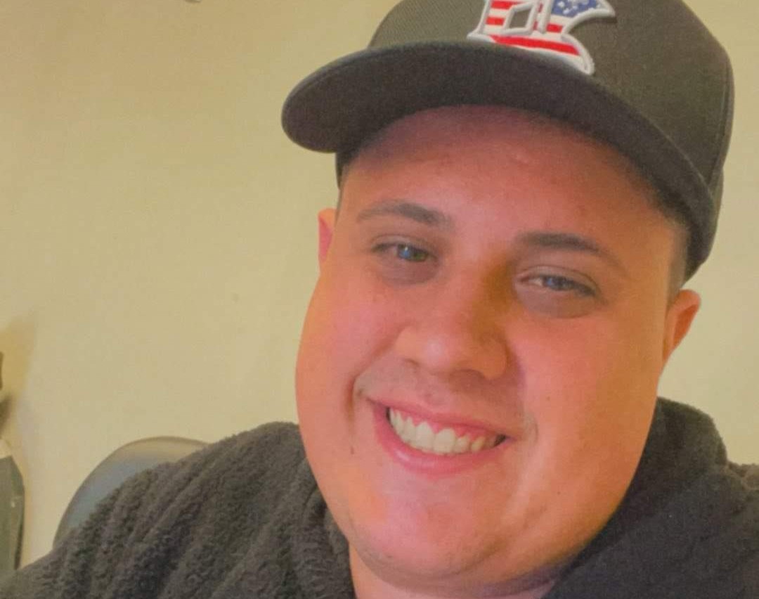 Jovem rio-grandino busca apoio para cirurgia que pode salvar sua visão