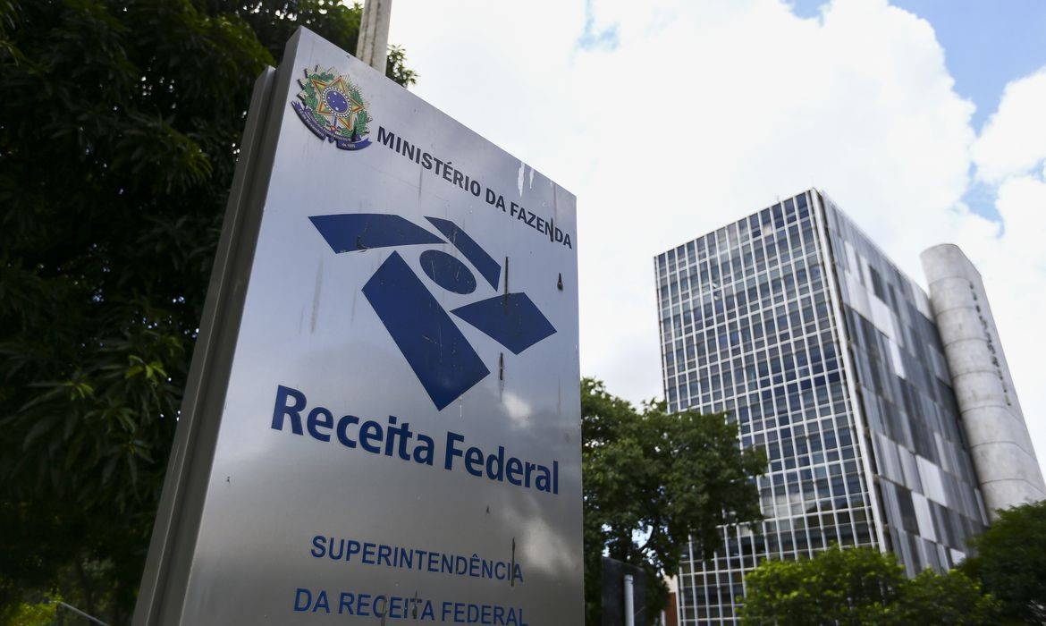 Receita libera a consulta ao segundo lote de restituição do Imposto de Renda